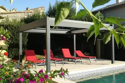 Image de Gite De Caractere Avec Piscine