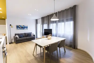 Image de Energetic apartment in the Gracia neighborhood