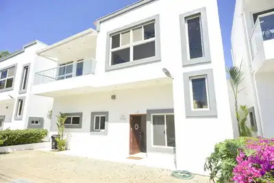 Image de 3Bedroom Beach Villa, Pool, Terrace, A/C, 12Guests!