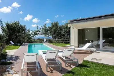 Image de Sicily villa with pool and sauna sleeps 10