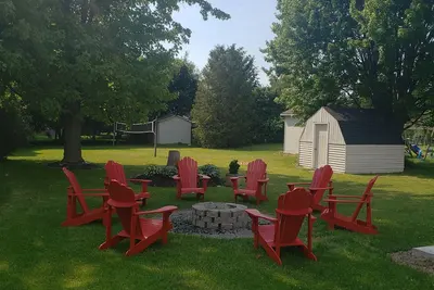 Image de Cozy Lake Retreat for Families & Groups