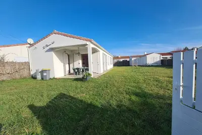 Image de Maison confort proche mer avec jardin, WiFi et équipements pratiques