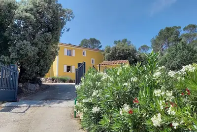 Image de Villa4* Piscine chauffée au sel, Clim, Borne rech voiture Ev, borne anti-moustic
