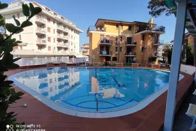 Image de Apartment facing pine forest pool 3 max 4 people - with pool wi-fi