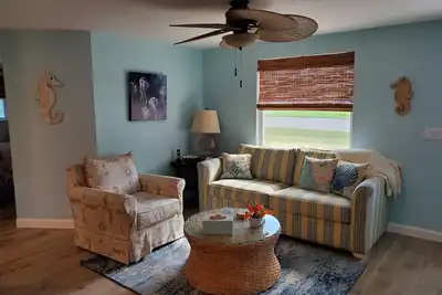 Cozy South Venice Home