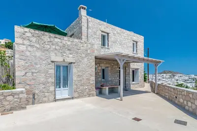 Image de Milos stonehouse