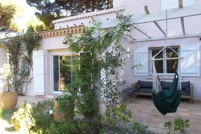 Image de Maison familiale  idéalement placée en bord de mer. Presqu'ile de Giens