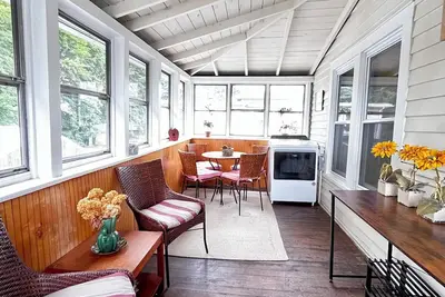 Image de Fun Downtown Location 2nd flr