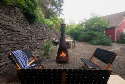 Image de Renovated Catskills Farmhouse - hiking, swimming, quaint towns, 1st floor living