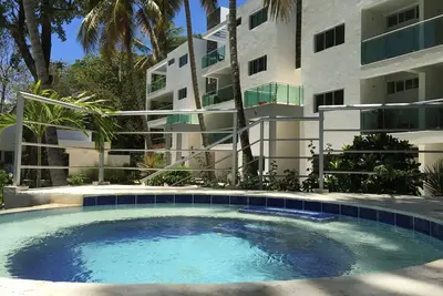 Image de Family-friendly resort with separate pool for kids, 5 minutes' walk from beach