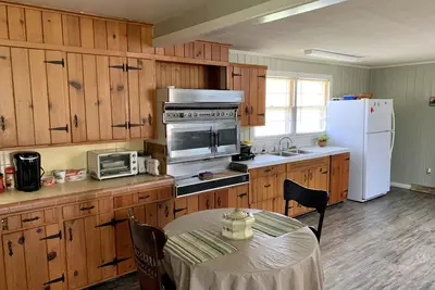 Image de Riverfront fishing and floating getaway