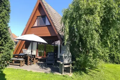 Image de Ferienhaus in Carolinensiel, Terrasse, Wlan, Grill, Bollerwagen, Näher Strand