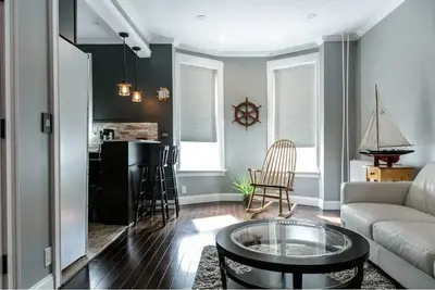 Image de Luxe 1-Bedroom Flat Near Manhattan
