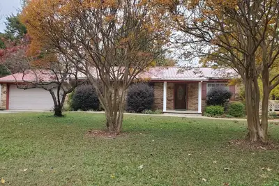 Image de Jb's-Getaway in the mountains with trails and more