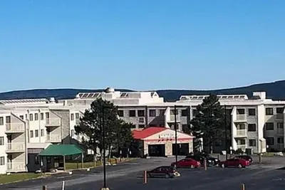 Image de Rr33 Snowshoe Step from Slopes