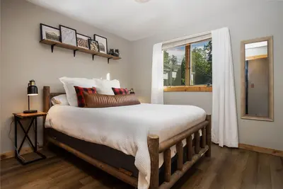 Image de Entire Condo Steps From The Slopes at Timberline