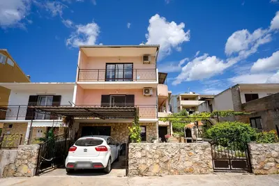 Image de Appartement de deux chambres avec le balcon Stari Grad, Hvar (A-18458-a)