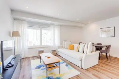 Savory White Apartment, Wifi, Ac! new!