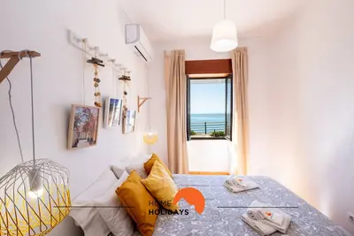 #003 Cottage By Home Holidays