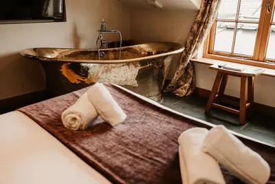 Image de King-King-Salle de bain privée-Vue sur Montagne