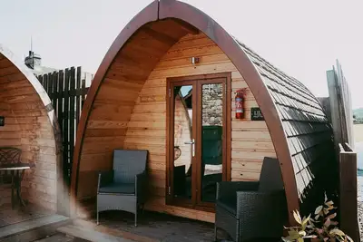 Image de Cabine-Sdb privée avec douche-Vue sur la campagne-Twin Glamping Pod