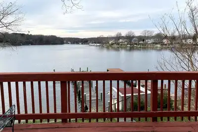 Image de Waterfront With Relaxing Views