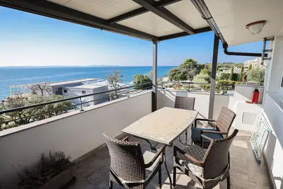 Image de Appartement d'une chambre prés de la plage Petrcane, Zadar (A-3275-c)