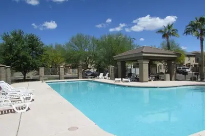 Image de Pet Friendly Two En Suite Townhome Community Pool in Quiet Gated Community