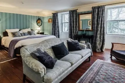Image de Maison-de Luxe-Salle de bain et douche-Full House Rental