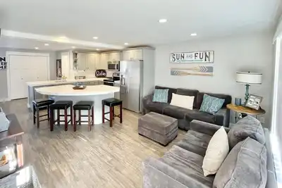 Image de Crescent Bar Getaway-Pool/Beach/River, Gorge Concerts, Wineries, Sunshine & Ski!