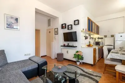 Image de Appartement d'une chambre avec la terrasse Selce, Crikvenica (A-5477-c)