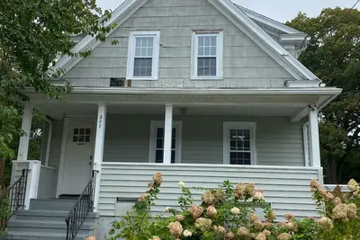 Image de Cozy Modern Home