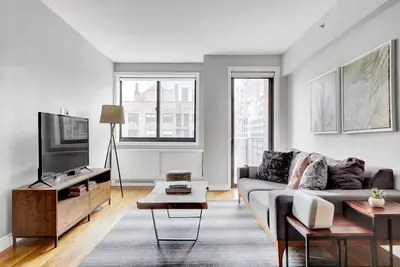 Image de Beautiful Chelsea 1br w/ Balcony, Doorman + Gym by Blueground
