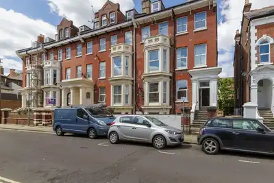 Image de Appartement-Confort-Salle de bain privée-Vue ville-2 Bedroom Tern place