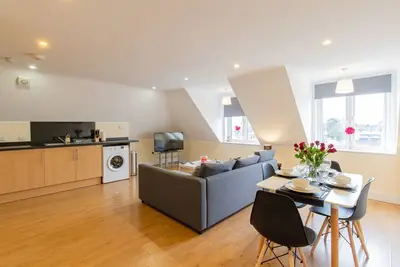 Image de de Luxe-2 bedroom Penthouse-Vue ville-Appartement-Salle de bain privée