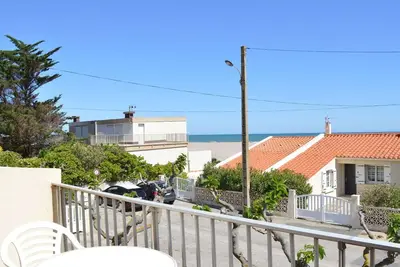 Image de Appartement à 50m de la plage, 2 Chambres, 1 Balcon, Quartier du Port Tranquille