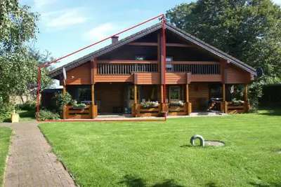 Image de 4 star log cabin with sauna/stove near Schlei and Baltic Sea near Kappeln