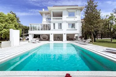 Image de Villa La Perla Bianca 10, Emma Villas