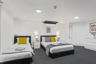 Image de Basement -Standard-Triple-Salle de bain et douche