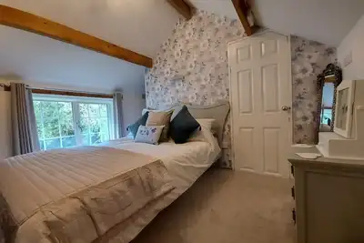 Image de Cottage-Farmhouse Cottage-Exécutif-Douche-Vue sur Jardin