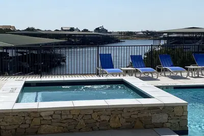 Image de Harborview First Floor Condo w/ resort amenities easy poolside access w/ views!