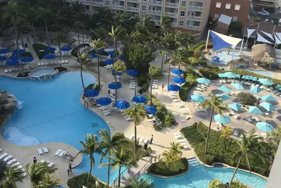 Image de Studio with kitchenette, private balcony