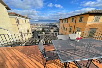Image de Terrazza Duomo/Spoleto Centre/Pedestrian/Slps 6/Wifi/Rome 1 Hr