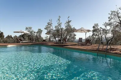 Casa Ruta B: A characteristic and welcoming apartment surrounded by the greenery, with Free Wi-Fi.