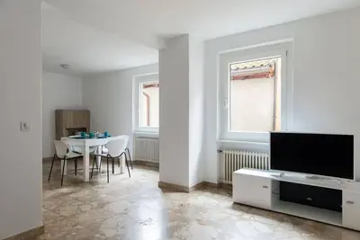 Image de Duplex avec balcon donnant sur le lac (Rose 2)