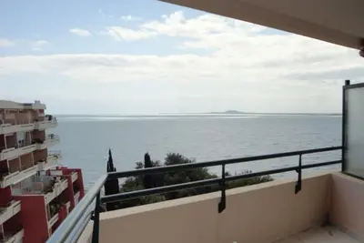 Image de Beau 3 pièces avec terrasse et box à Sète, 6 pers.