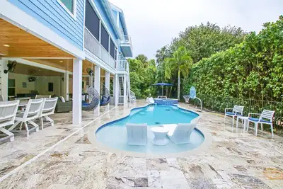 Image de Island Escape - Luxury Captiva Island Home w/Pool + Hot Tub near Beach