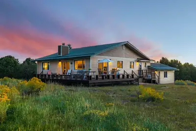 Image de Serene Ranch Home-On Log Hill Mesa-Mountain Views & A/C Str2025-055