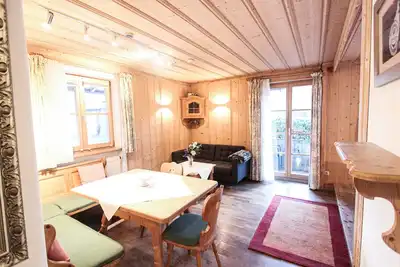 Image de Modernes Alpen Familienwohnung mit Terrasse
