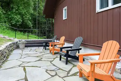 Image de Newly Designed Chalet w/Views, Minutes to Stratton